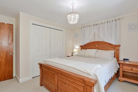 3 Arthur St, Danvers, MA 01923 photo 17