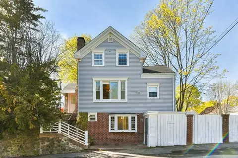 24 Mount Hope St, Dedham, MA 02026 photo 2