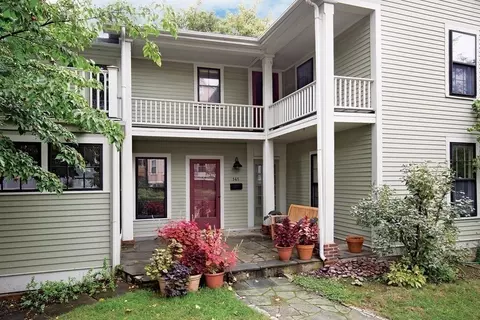 141 Walnut St, Brookline, MA 02445 photo 16