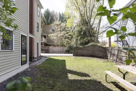 141 Walnut St, Brookline, MA 02445 photo 15