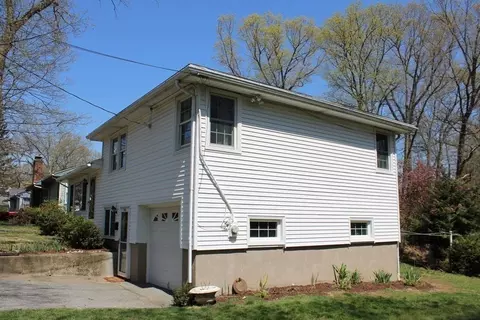 295 Draper St, Springfield, MA 01108 photo 27