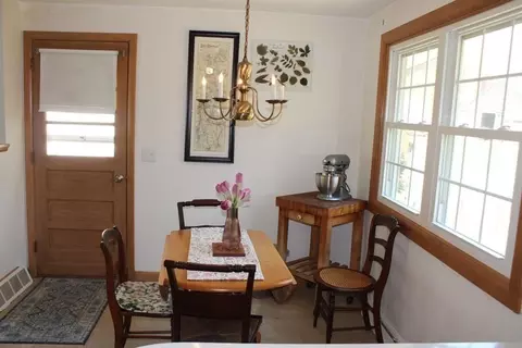 295 Draper St, Springfield, MA 01108 photo 16