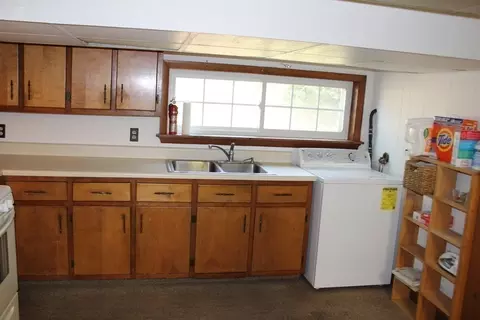 295 Draper St, Springfield, MA 01108 photo 26