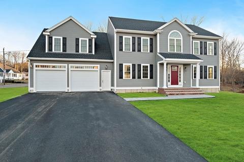 2 Pelissier Cir, Randolph, MA 02368