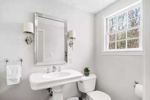 27 Wanders Dr, Hingham, MA 02043 photo 12