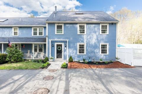 77 Maple St #3, Middleton, MA 01949