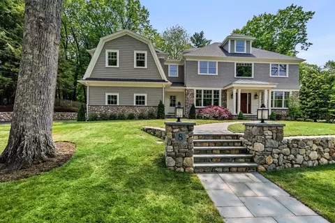 8 Hampshire Rd, Wellesley, MA 02481