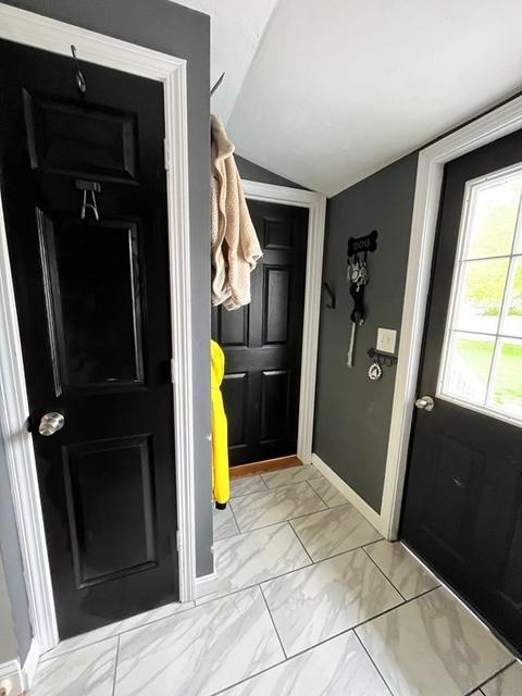 236 Clover St, Worcester, MA 01603 photo 5