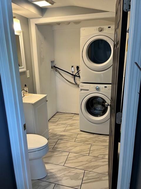 236 Clover St, Worcester, MA 01603 photo 8