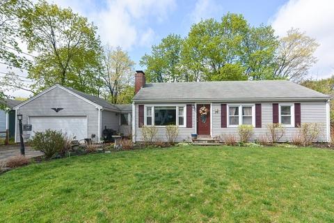 38 Spring St, Plainville, MA 02762 photo 1