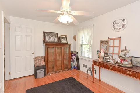 38 Spring St, Plainville, MA 02762 photo 14
