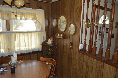 35 Arliss St, Springfield, MA 01109 photo 6