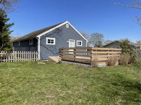 26 Wenonah Rd, Wareham, MA 02532 photo 4