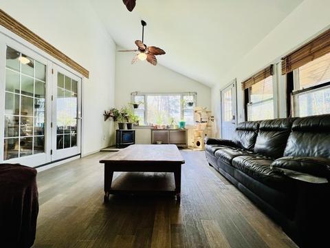 24 Maple St, Orange, MA 01364 photo 6