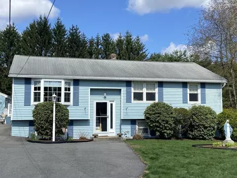 653 Pleasant St, Leominster, MA 01453