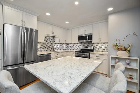 80 Walnut St #404, Canton, MA 02021 photo 6