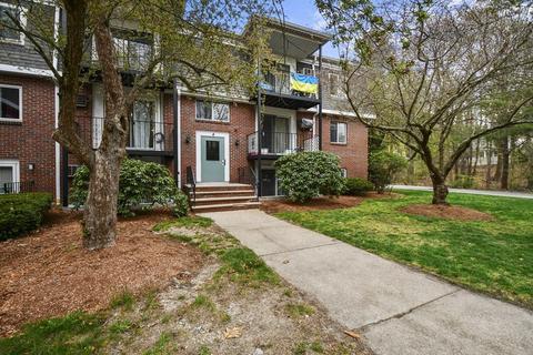 80 Walnut St #404, Canton, MA 02021 photo 3