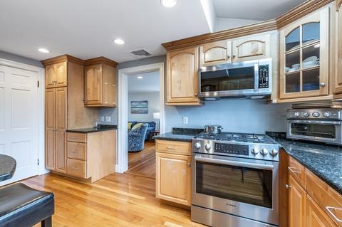 42 Oakhurst Cir, Needham, MA 02492 photo 5