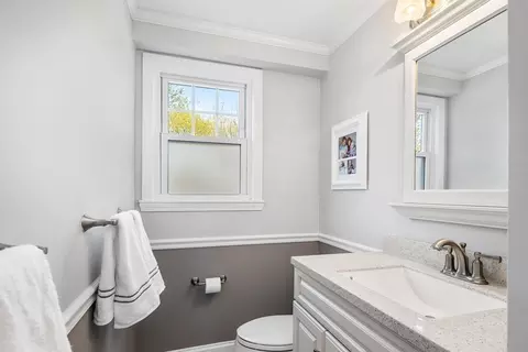 27 Harborview Dr, Hingham, MA 02043 photo 13