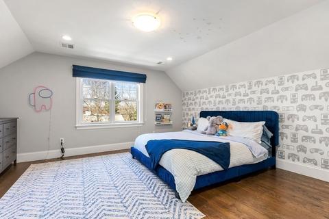 32 Briarwood Cir, Needham, MA 02494 photo 17