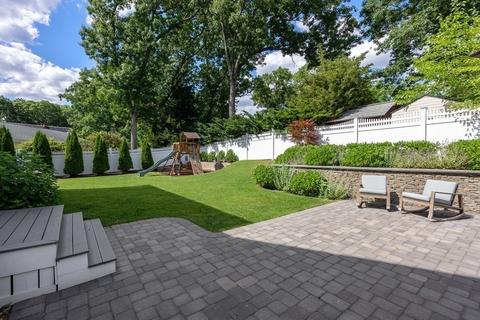32 Briarwood Cir, Needham, MA 02494 photo 27