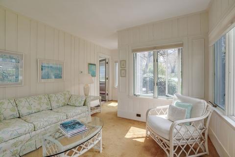 18 Apache Trl, Arlington, MA 02474 photo 15