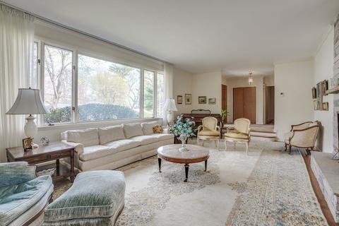 18 Apache Trl, Arlington, MA 02474 photo 3