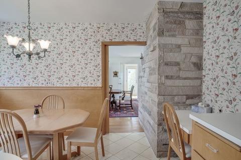 18 Apache Trl, Arlington, MA 02474 photo 9