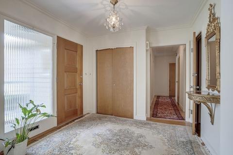 18 Apache Trl, Arlington, MA 02474 photo 17