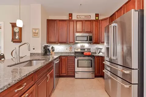 360 Andover St #1210, Danvers, MA 01923 photo 3