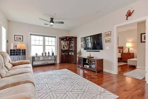 360 Andover St #1210, Danvers, MA 01923 photo 7