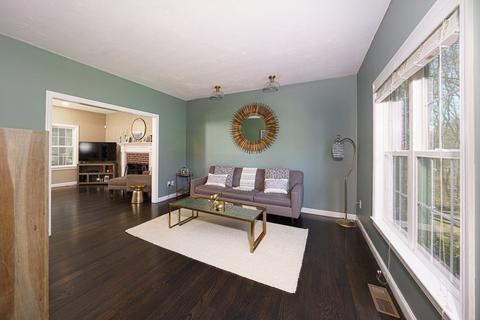 176 Blackstone St, Mendon, MA 01756 photo 18