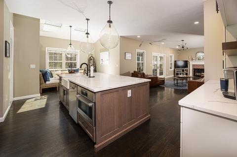 176 Blackstone St, Mendon, MA 01756 photo 6