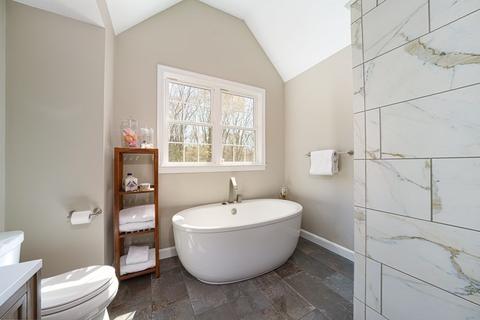 176 Blackstone St, Mendon, MA 01756 photo 32