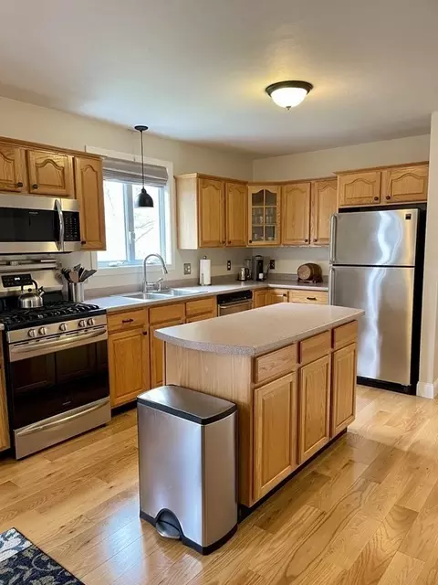 43 School Brook Rd, Fall River, MA 02720 photo 2