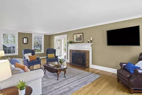 94 Prospect St, Reading, MA 01867 photo 9
