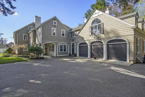 94 Prospect St, Reading, MA 01867 photo 3