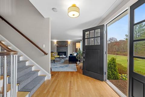 12 Everett St, Sherborn, MA 01770 photo 5