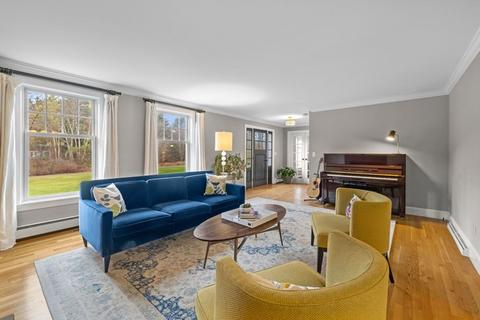 12 Everett St, Sherborn, MA 01770 photo 6