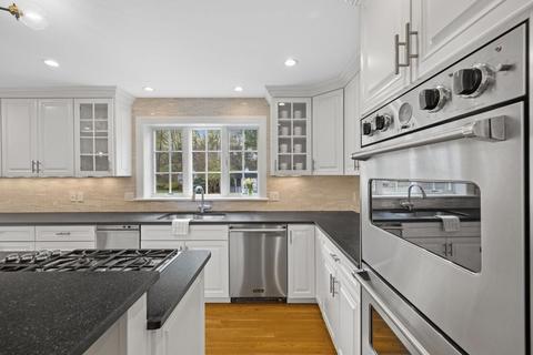 12 Everett St, Sherborn, MA 01770 photo 15