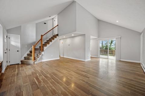 38 Hapgood Rd, Worcester, MA 01605