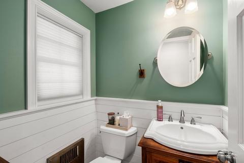25 Rangely Rd, Waltham, MA 02453 photo 14