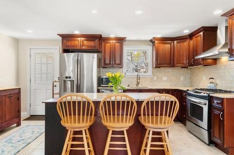 25 Rangely Rd, Waltham, MA 02453 photo 11