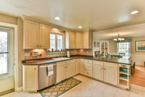 243 Beverly Rd, Worcester, MA 01605 photo 26