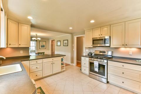 243 Beverly Rd, Worcester, MA 01605 photo 25