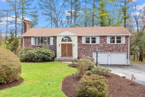 22 Gould Rd, Bedford, MA 01730