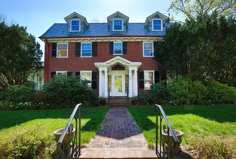 260 Dean Rd, Brookline, MA 02445 photo 1
