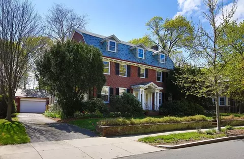 260 Dean Rd, Brookline, MA 02445 photo 3
