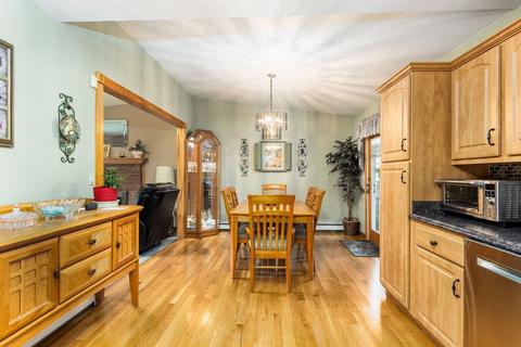 9 Joseph St, Dudley, MA 01571 photo 4