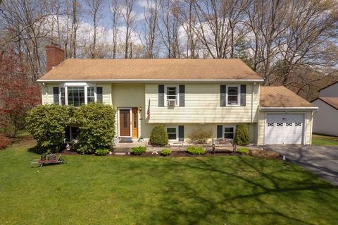 9 Joseph St, Dudley, MA 01571